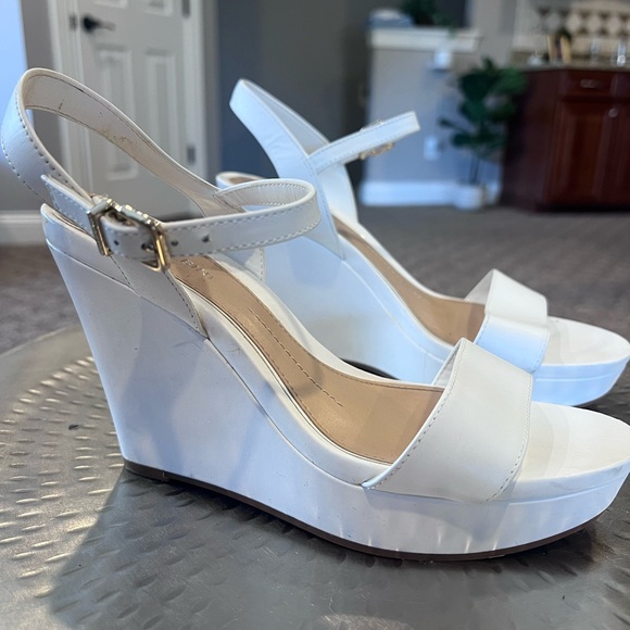Gianni Bini Shoes - Gianni Bini White Wedge Slingback Sandals - Women Size 8.5 M
